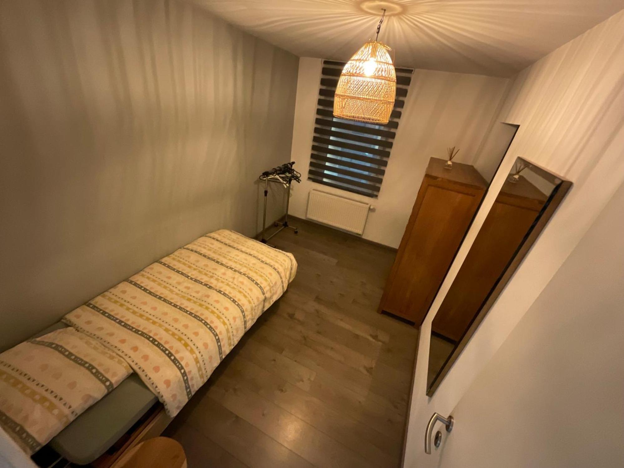 Maison 3 Chambres Proximite Aeroport Et Grand Axes Шарлеруа Экстерьер фото